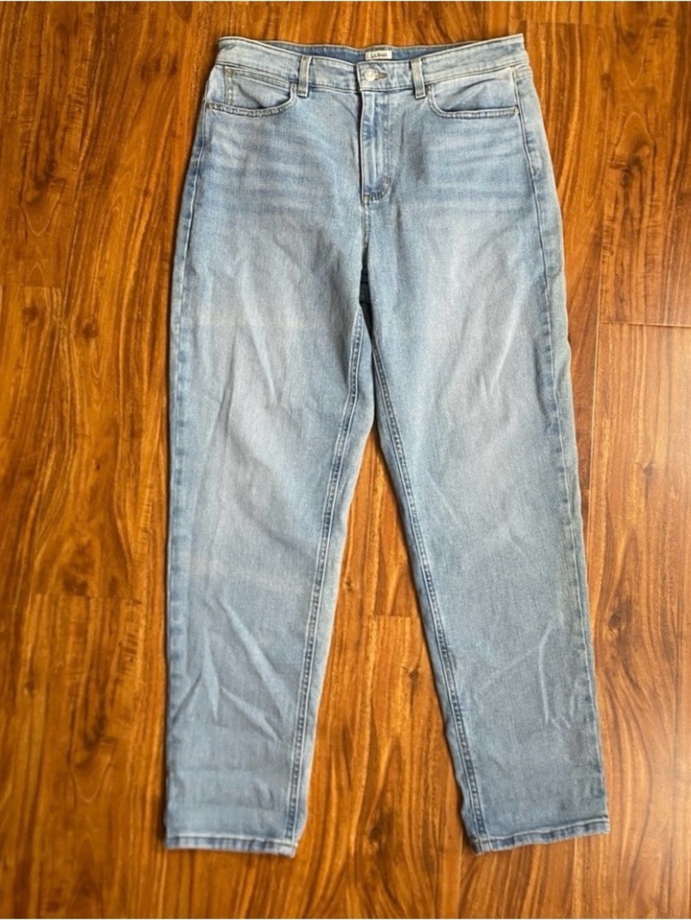 L.L. Bean Light Blue Women's Classic Fit Straight Jeans Size 12 Streetwear Retro